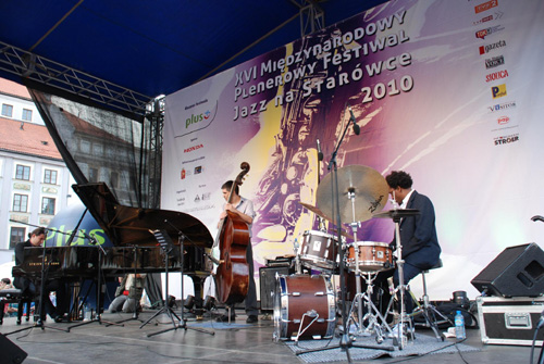 Quincy Jones "Presents" The Alfredo Rodriguez Trio - Jazz Na Starówce 2010