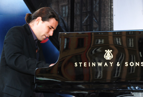 Quincy Jones "Presents" The Alfredo Rodriguez Trio - Jazz Na Starówce 2010