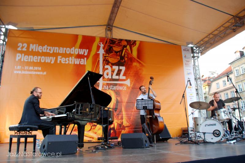 Sławek Jaskułke Trio - Project "On" - Jazz Na Starówce 2016